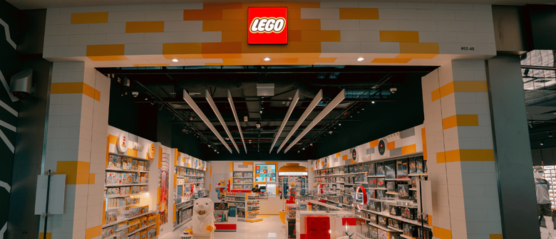 LEGO Airport Stores